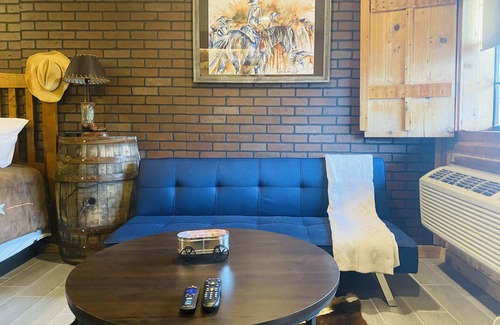 Amarillo Apartment | The Big Texan Double 134