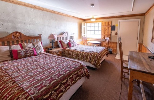 Amarillo Apartment | The Big Texan Double 207