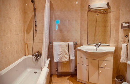 Scaynes Hill Hotel | The Birch Hotel