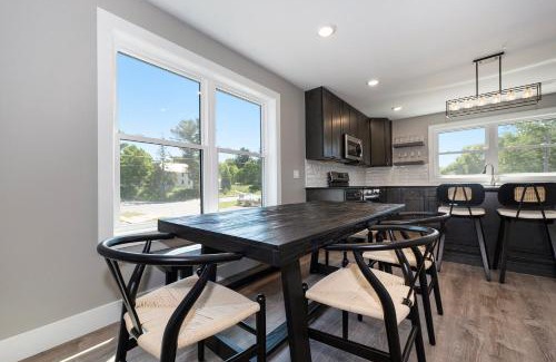 Lake Leelanau House | The Birches Condotel Downtown Lake Leelanau 2864