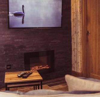 Windermere Apartment | The Bird House at Invergarry