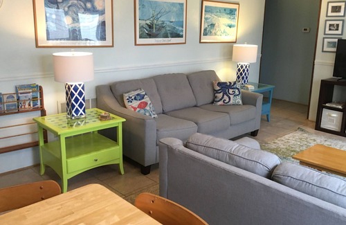 Sunset Beach House | The Birdhouse Is Your Family Getaway On Sunset Beach,and We Are Pet Friendly!