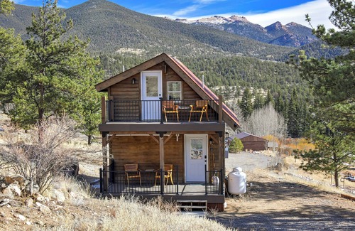Lake George Cabin | The Bison View Cabin at Bison Peak Lodge