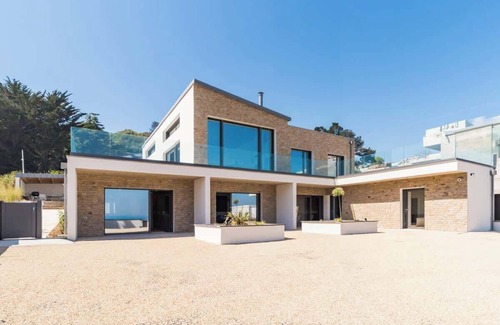Plerin Apartment | "The Black" - Vue mer & parking aux Rosaires