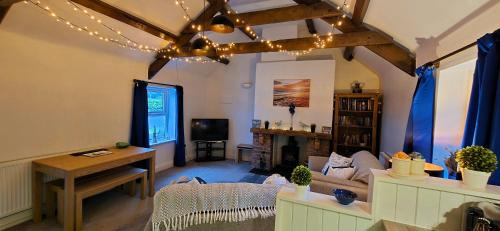 Andreas House | The Blacksmiths Cottage
