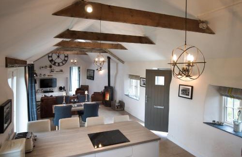 Narberth House | The Blacksmiths - Luxury Cottage, Countryside Views, Pet Friendly