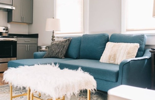 Lake City Apartment | The Blanche - Room 209