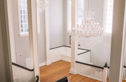 Lake City Apartment | The Blanche - Room 210