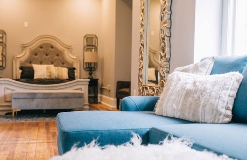Lake City Apartment | The Blanche - Room 311
