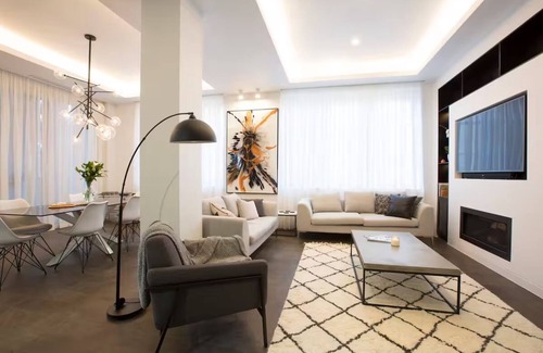 South Melbourne Apartment | The Block -Spacious and Luxurious 4 bed Apartment
