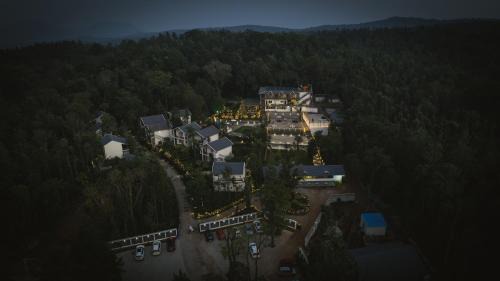 Chikkamagaluru Resort | The Blossom Resort - Chikmagalur
