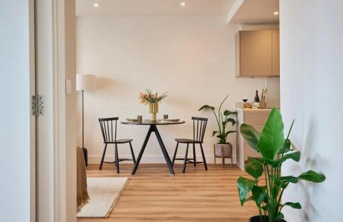 Addiscombe Apartment | The Blossoms - Croydon