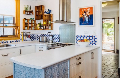 Quinns Rocks House | The blue beach house