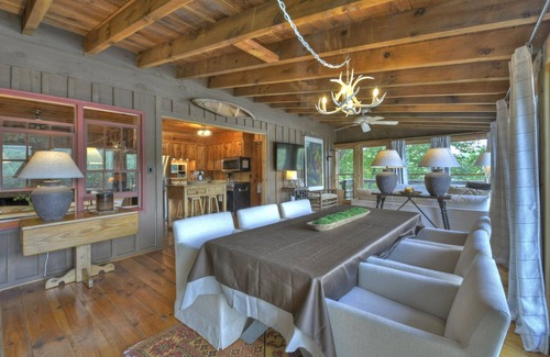 Blue Ridge Cabin | The Blue Canoe | Cozy Lakefront Getaway in Blue Ridge | Rustic and Elegant