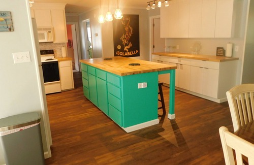 Eutawville House | The Blue Canoe Lodge – The perfect destination for family, fishermen & golfers!