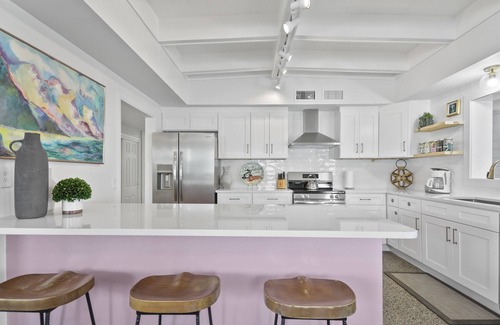 Savannah Beach House | The Blue Crab House-Pool, hot tub, and stone's throw to the beach