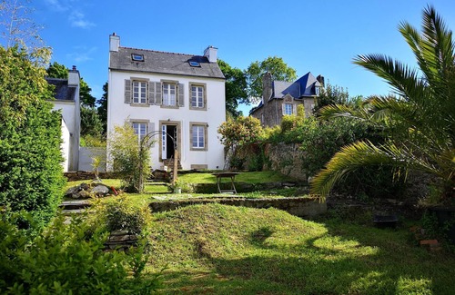 Morlaix House | The Blue Garden - Long term possible