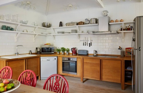 Cowes House | 'The Blue House', A cottage with a beach and sea view. AVAILABLE this bank Hols!