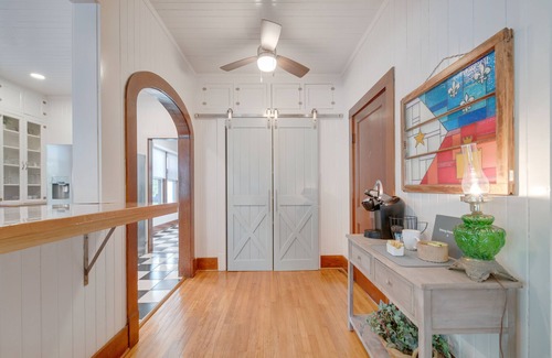 Freetown - Port Rico House | The Blue House - Historic & Completely Updated, Walkable!