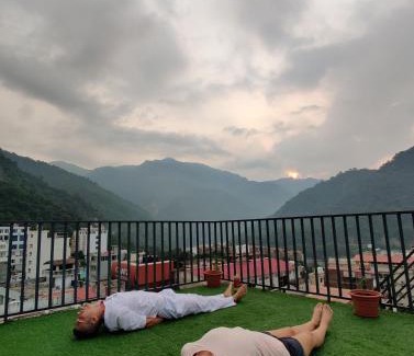 Tapovan Hostel | The Blue Jay Hostel - Dorms & Rooms