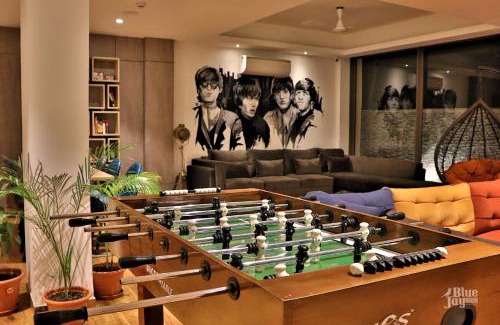 Tapovan Hostel | The Blue Jay Hostel - Dorms & Rooms