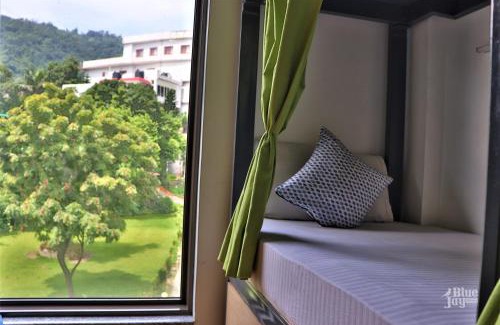 Tapovan Hostel | The Blue Jay Hostel - Dorms & Rooms
