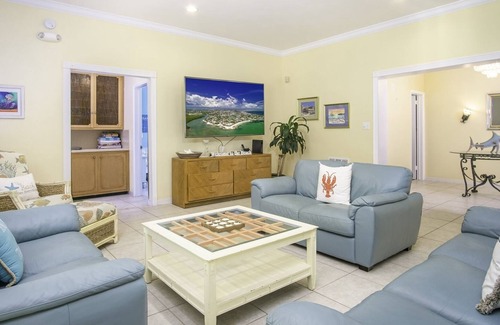 Marathon House | The Blue Marlin House 3bed | 3 Bed, 3 Bath
