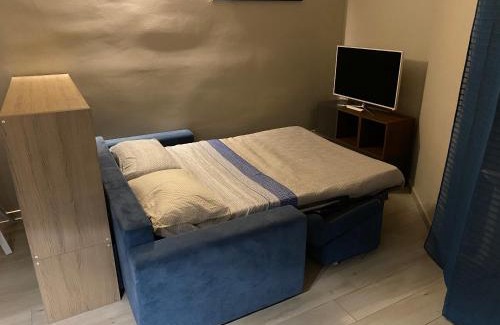 Vanchiglia Apartment | The Blue Nest