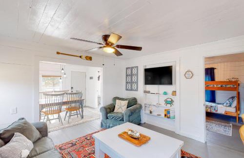 Frisco House | The Blue Pearl