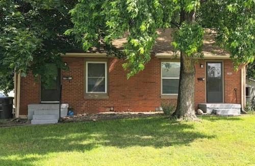 Des Moines Condo | The Blue Ribbon Duplex