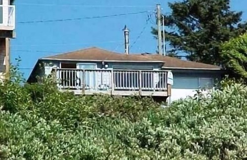 Netarts Cottage | The Blue Rose Cottage - Amazing Views - Direct Beach Access - Pets Allowed