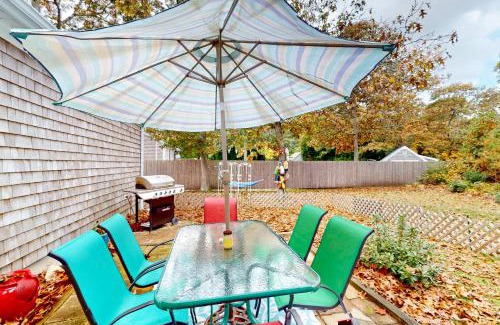 Brewster House | The Blue Whale Cottage