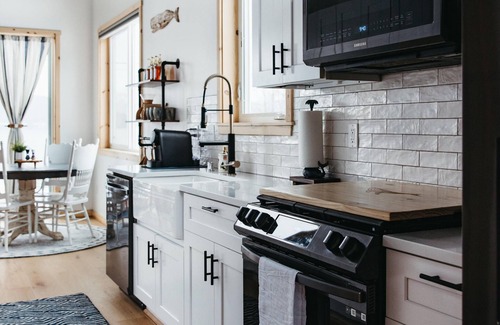 Seward Cottage | The Blue Whale Cottagen