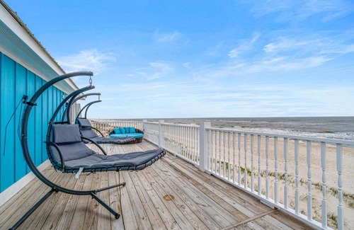 Fort Morgan House | The Blue Whale