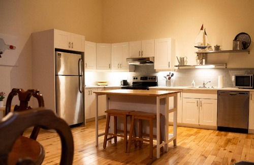 Lower Town Apartment | The Bluenose - Royal Dalhousie