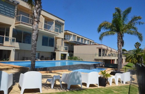 Encounter Bay Resort | The Bluff Resort Apartments