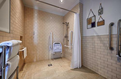 Newton St Loe Hotel | The Boathouse