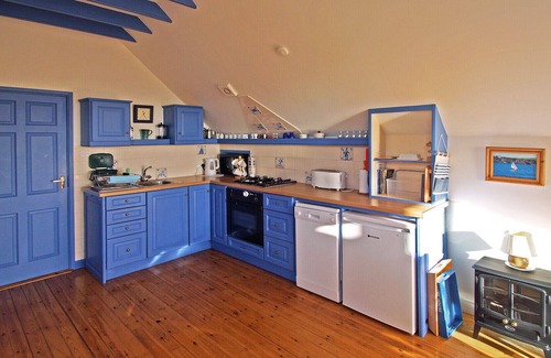 Castletownsend House | The Boathouse - Three Bedroom House, Sleeps 6