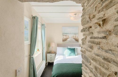 Liscannor House | The Boathouse On The Atlantic Sea