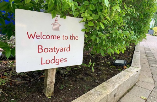 Enniskillen Cabin | The Boatyard Glamping Lodges-Fairline Lodge