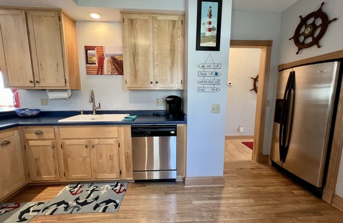 Bayfield Apartment | The Bodin-ski House