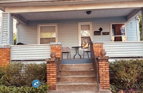 Highland Square Apartment | The Bohemian Hideaway