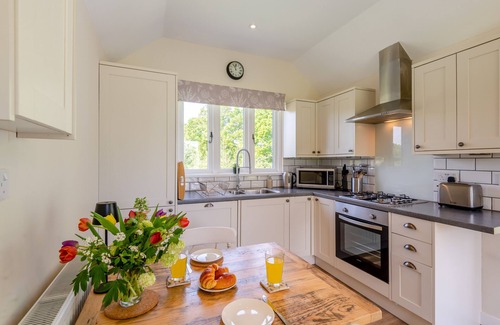 Abbess Roding House | The Bolthole - One Bedroom House, Sleeps 2