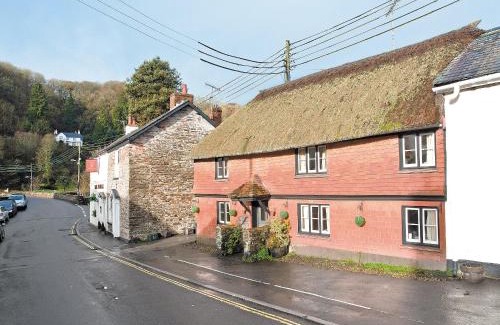 Dulverton House | The Boot