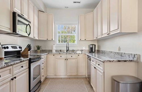 North Charleston House | The Boroughs at Lake Palmetto 3BR I