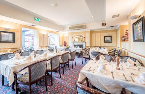 Loughbeg Hotel | The Bosun