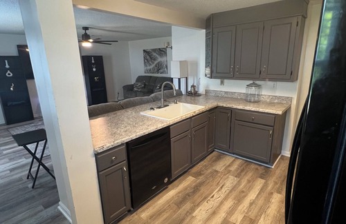 Tuscaloosa House | The Boulevard! 3-bedroom 2 bath house. 10 minutes from campus!