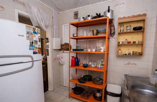 Vila Yolanda Apartment | The Orange House - Art and history in one place