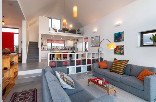 Malltraeth House | The Brackens: Beachfront holiday home, sleeps 6