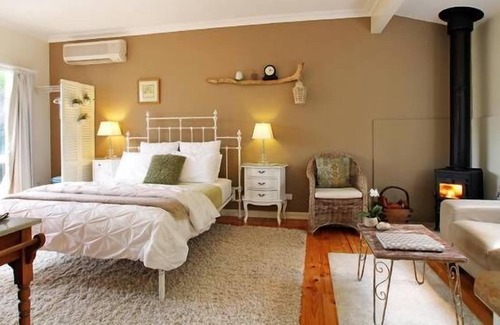 Healesville Cottage | The Bradshaw Cottage